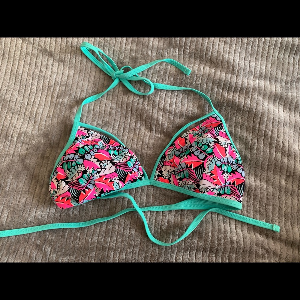 Pacsun triangle bikini top, caged floral aqua